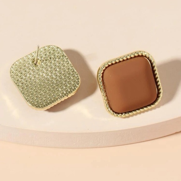 Square Stud Earrings - Picture 2 of 5